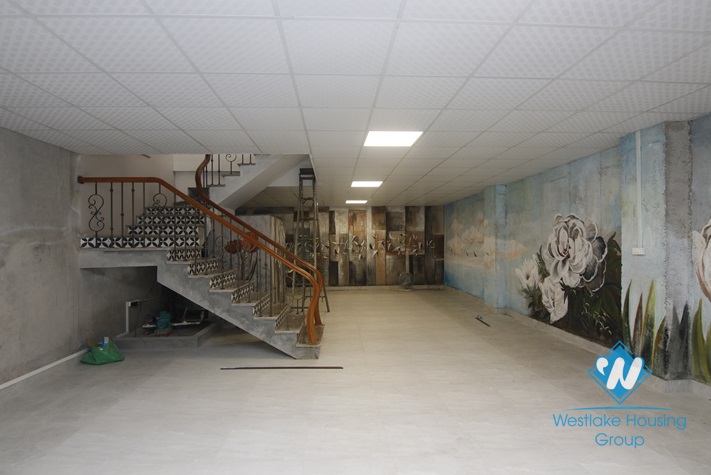 A beautiful and luxury villa for rent in Vinhome Riverside - Long Bien